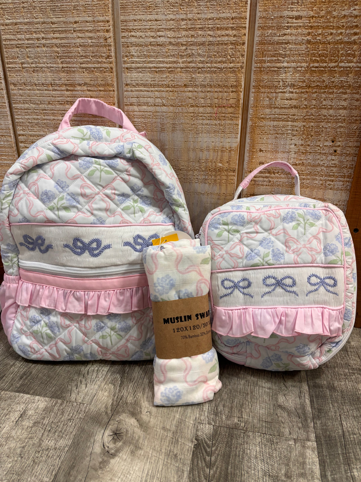 Hydrangea Bow Lunchkit