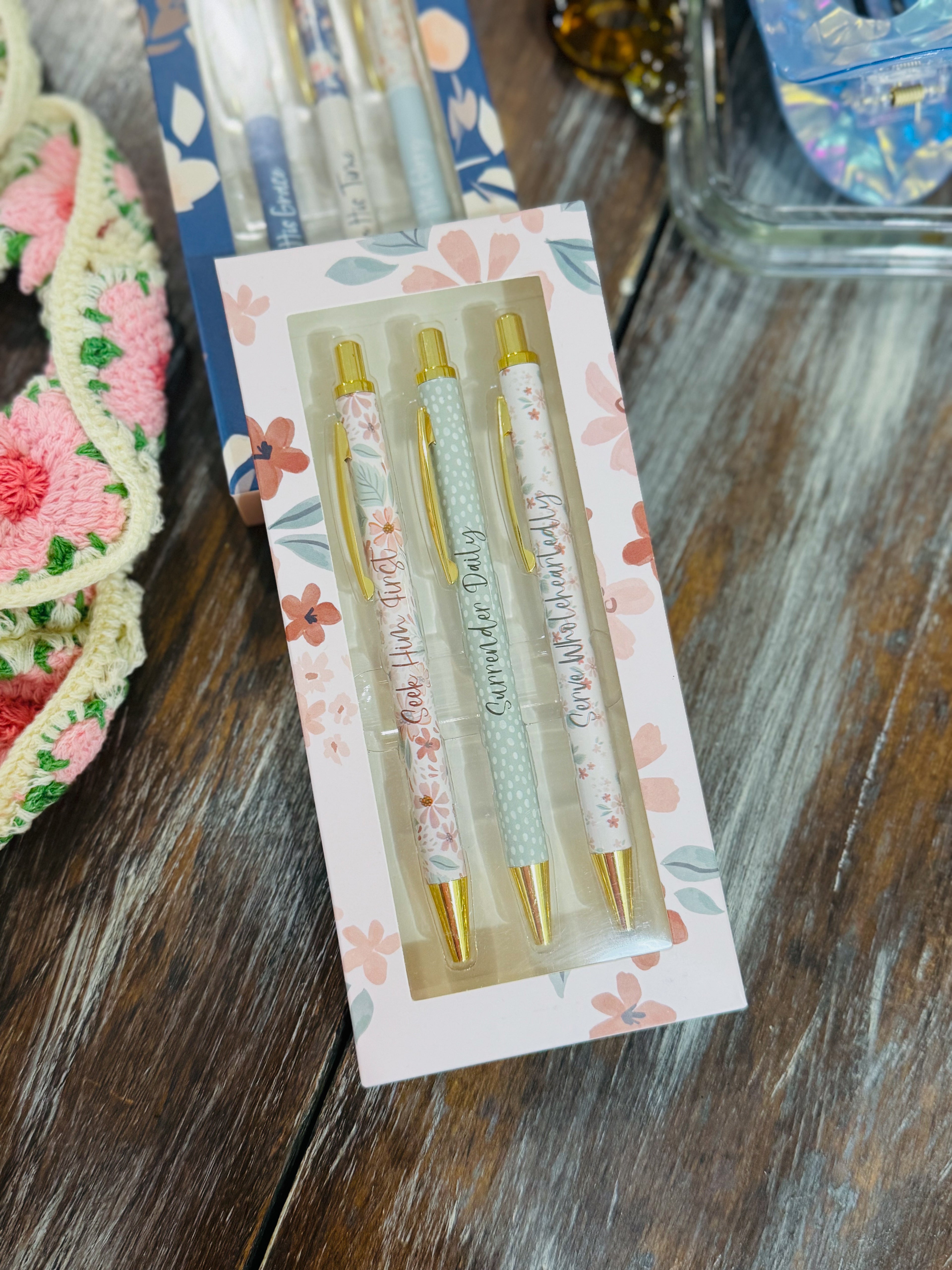Seek Him First Pen Set