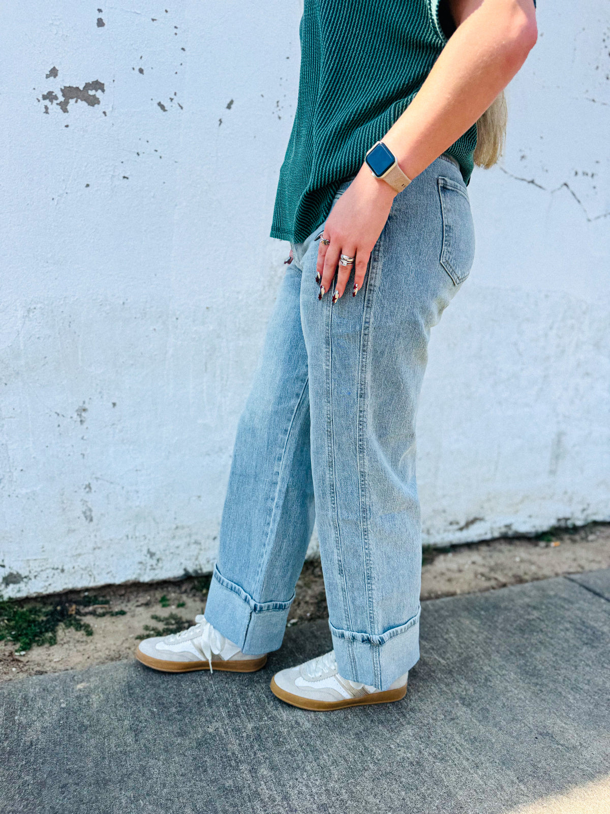 Light Washed Cuff Jeans