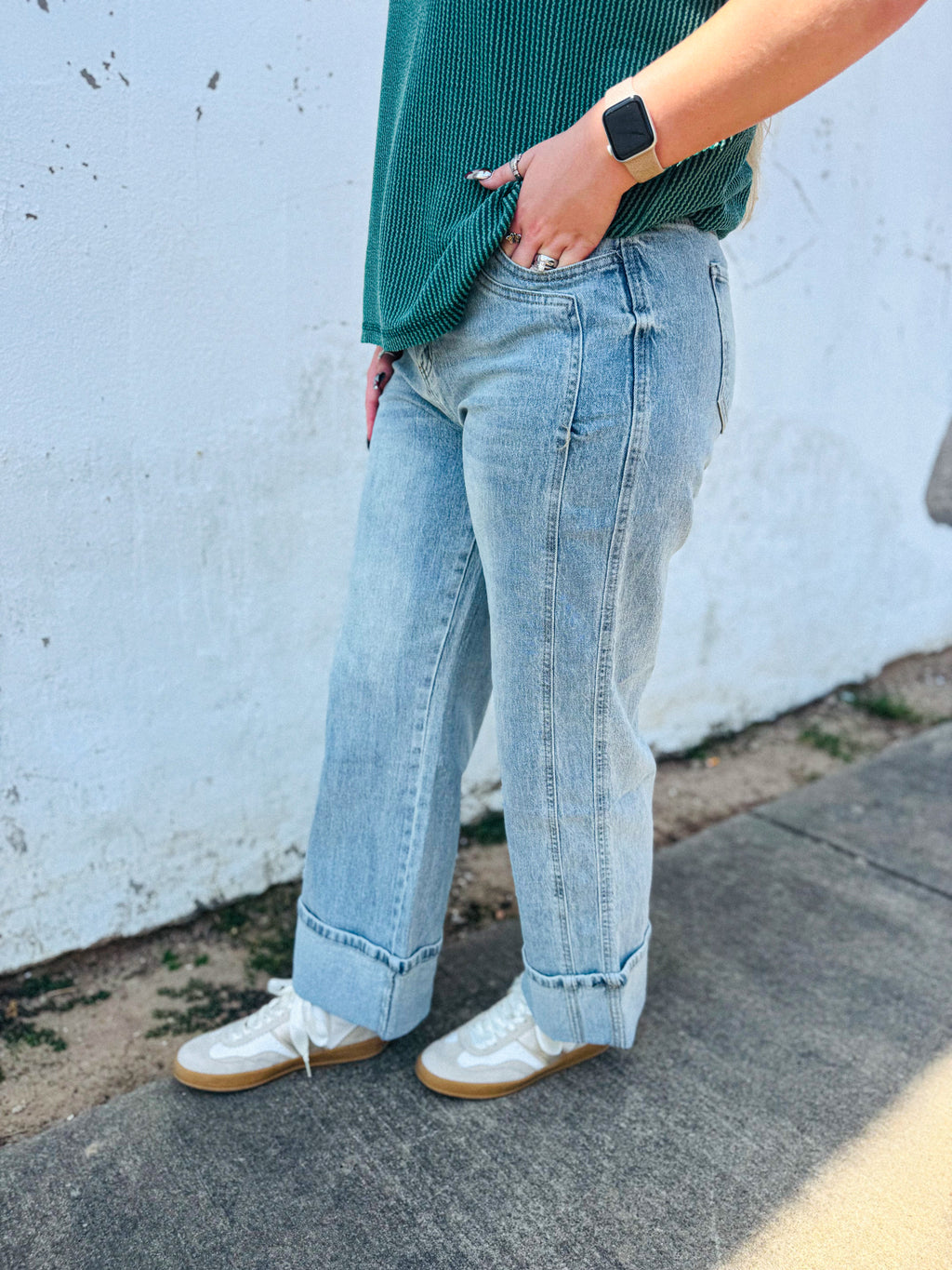 Light Washed Cuff Jeans