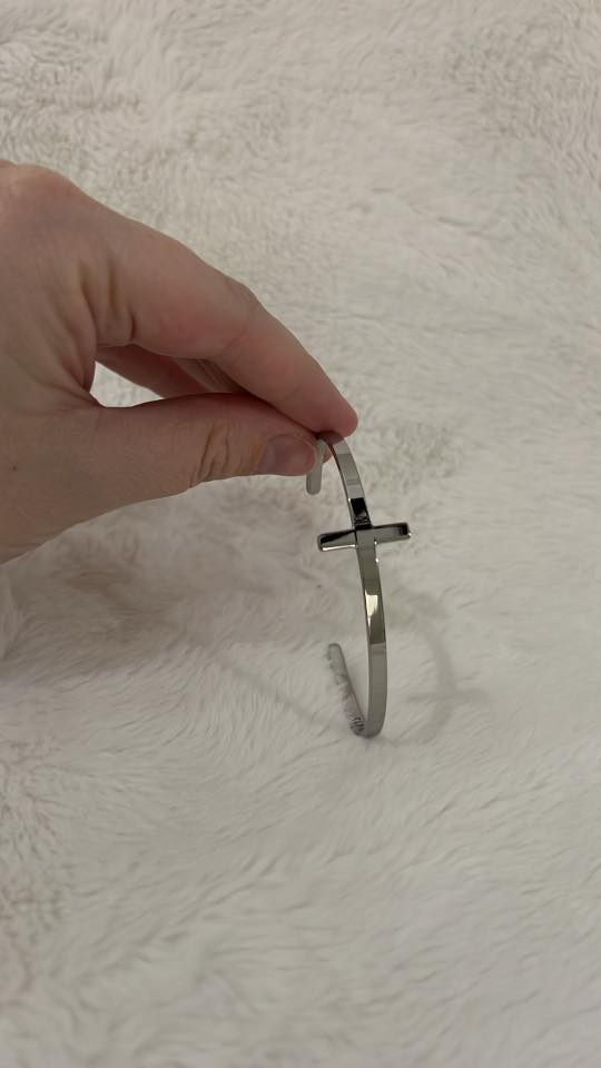 Cross Bracelet