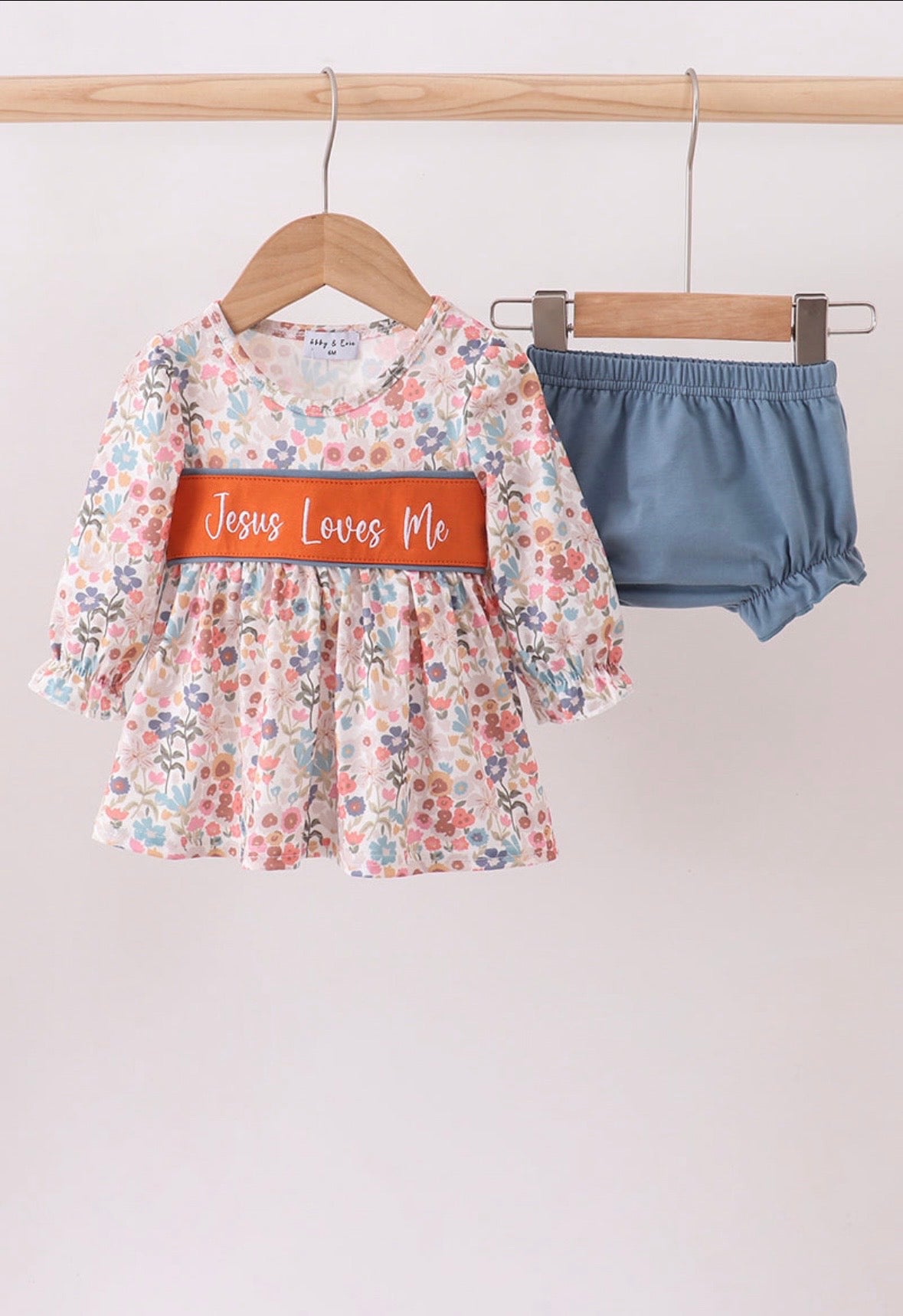 Jesus Loves Me Floral Bloomer Set