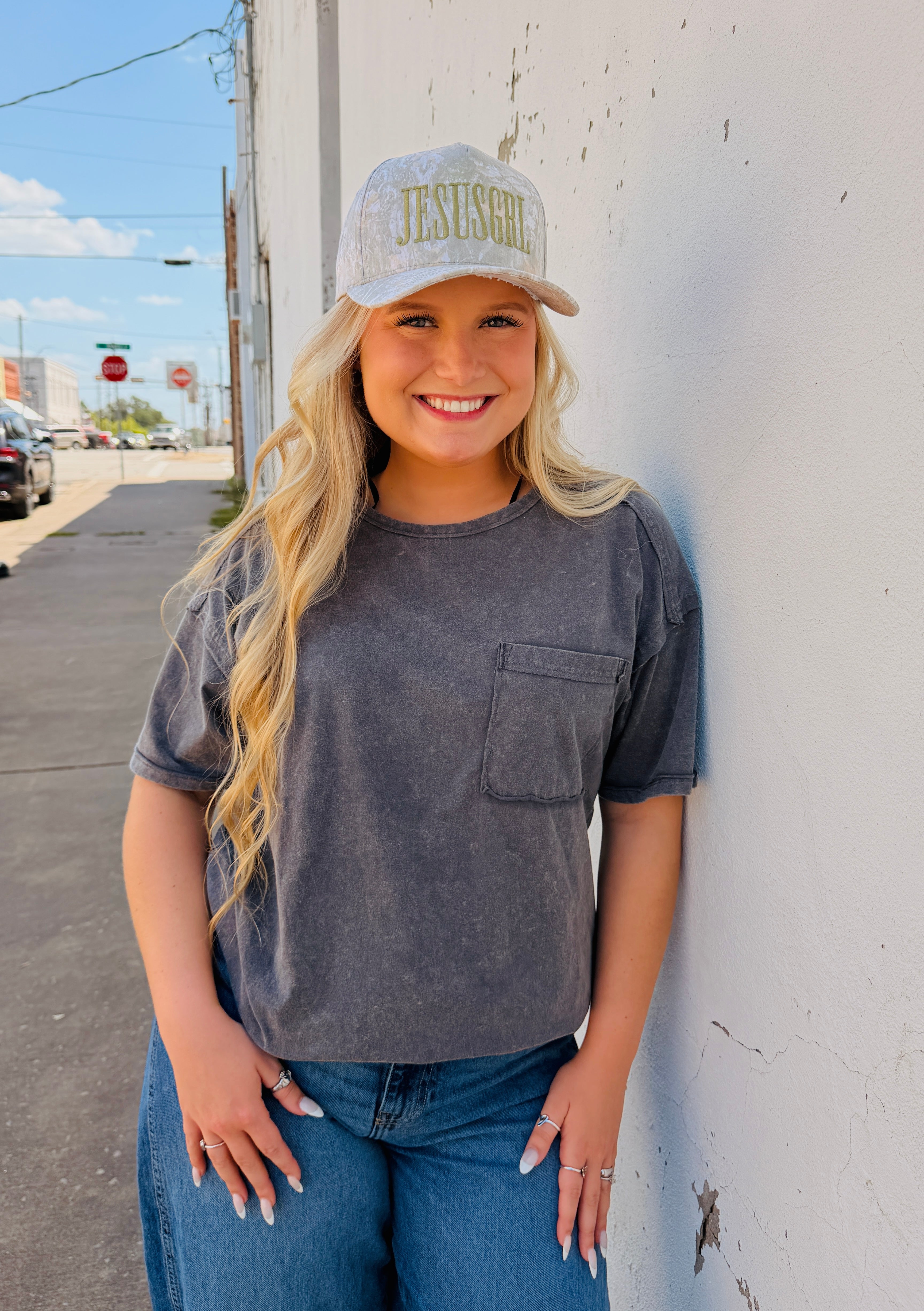 Charcoal pocket top