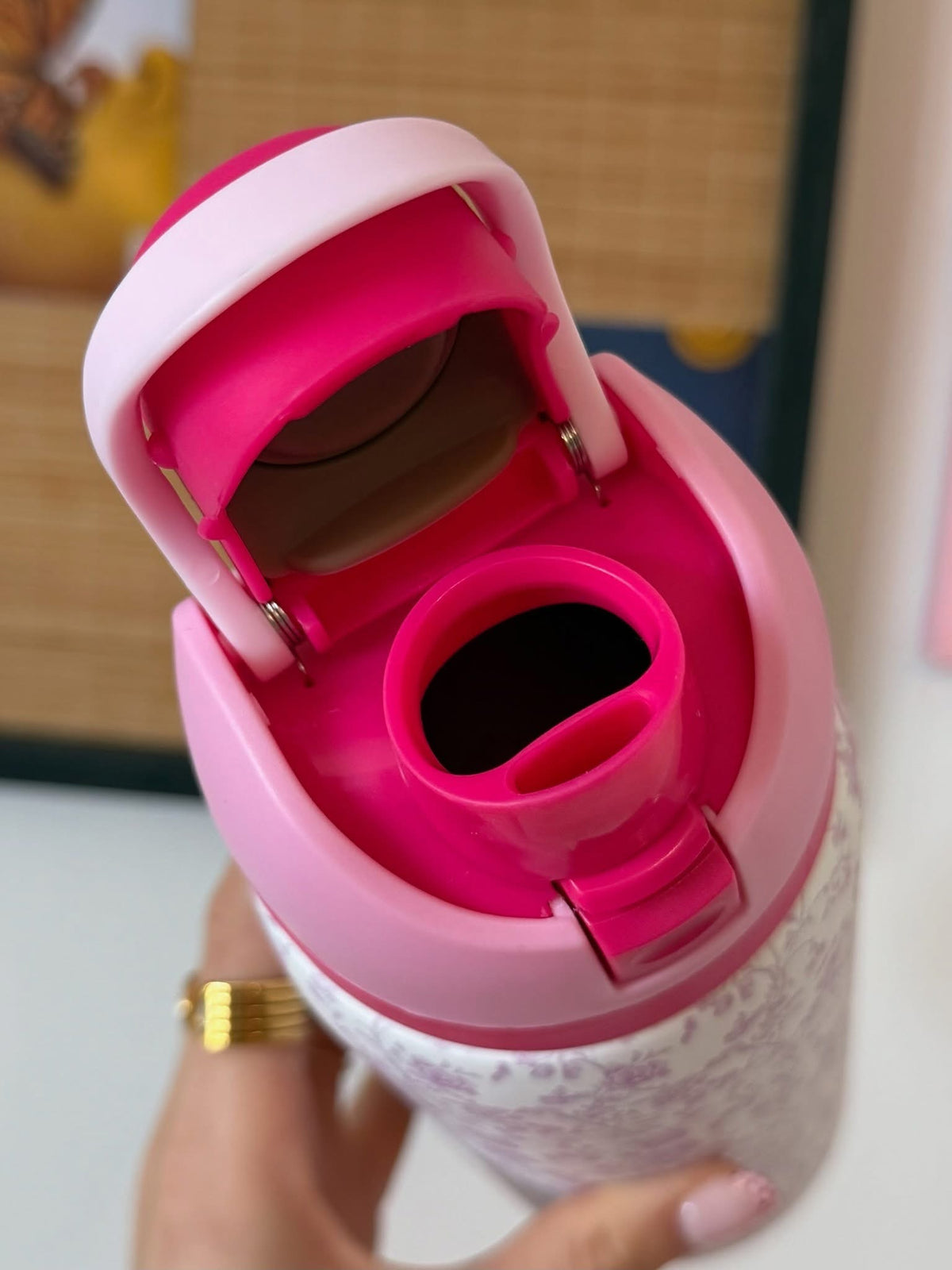 32oz floral water bottle