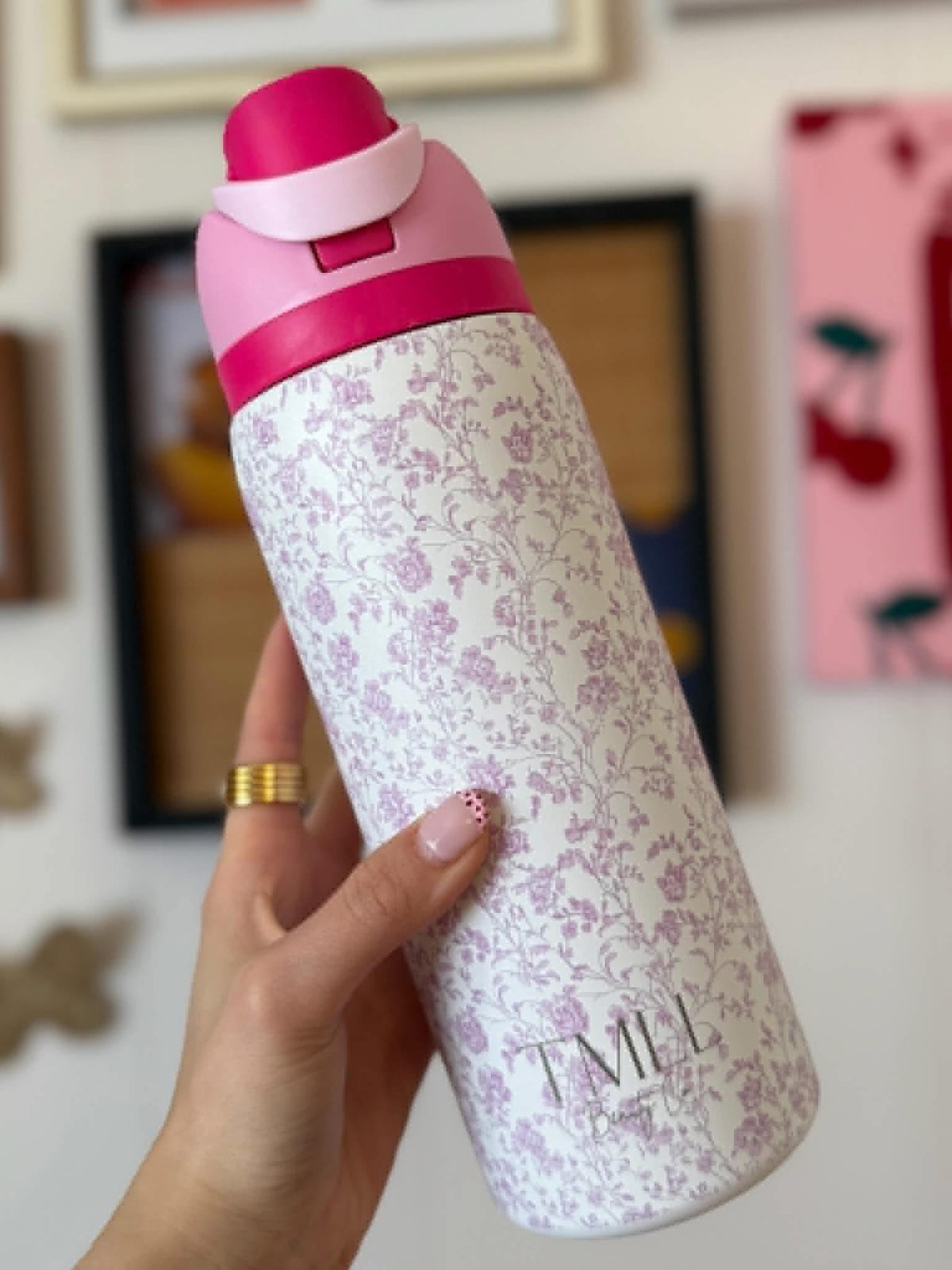 32oz floral water bottle
